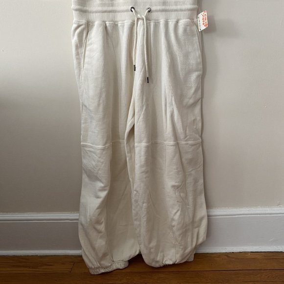 Free People Movement Throw And Go Onesie NWT - Picture 10 of 11